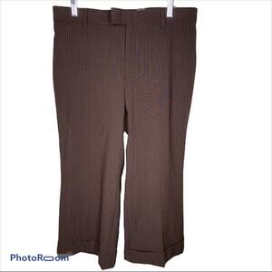 Gap cuffed cropped pants